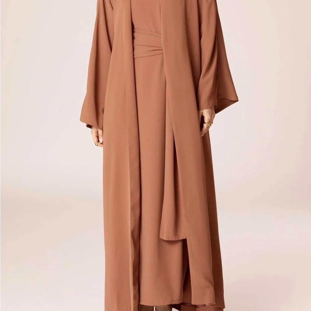 Open Abaya with Sleeveless Maxi Dress & Skirt Set - Picture 4 of 5